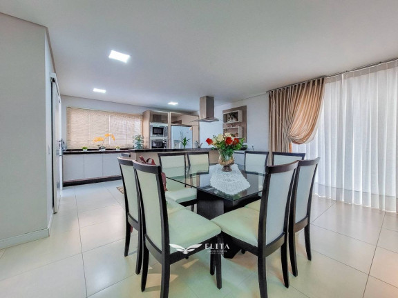 Imagem Sobrado com 3 Quartos à Venda, 238 m² em Jardim Icaraí - Barra Velha