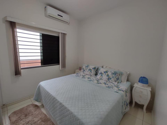 Imagem Casa com 3 Quartos à Venda, 130 m² em Oriente Ville - Goiania Imagem Casa com 3 Quartos à Venda, 130 m² em Oriente Ville - Goiania