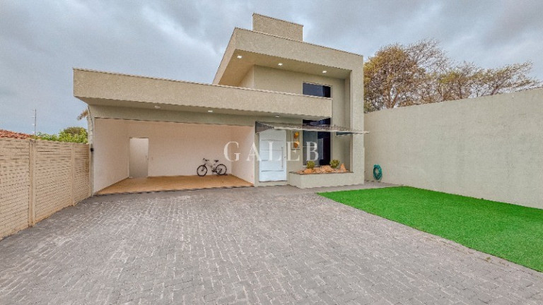 Casa com 5 Quartos à Venda, 320 m² em Jardim Dos Pinheiros - Atibaia