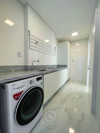 Imagem Apartamento com 4 Quartos à Venda, 254 m² em Meia Praia - Itapema