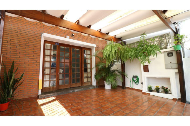 Imagem Casa com 4 Quartos à Venda, em Chácara Santo Antônio (zona Sul) - São Paulo Imagem Casa com 4 Quartos à Venda, em Chácara Santo Antônio (zona Sul) - São Paulo