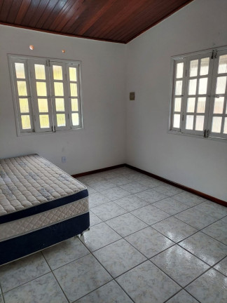 Imagem Casa com 3 Quartos à Venda, 218 m² em Piatã - Salvador Imagem Casa com 3 Quartos à Venda, 218 m² em Piatã - Salvador