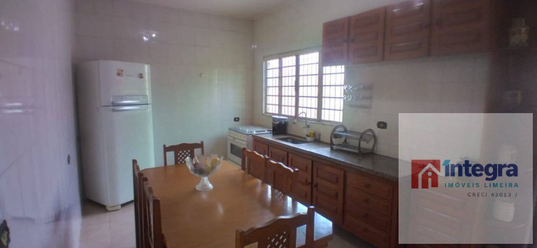 Imagem Casa com 3 Quartos à Venda, 330 m² em Jardim Senador Vergueiro - Limeira Imagem Casa com 3 Quartos à Venda, 330 m² em Jardim Senador Vergueiro - Limeira