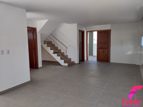 Imagem Casa com 3 Quartos à Venda, 112 m² em Pântano Do Sul - Florianópolis Imagem Casa com 3 Quartos à Venda, 112 m² em Pântano Do Sul - Florianópolis