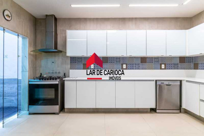 Imagem Imóvel com 4 Quartos à Venda, 595 m² em Humaitá - Rio De Janeiro Imagem Imóvel com 4 Quartos à Venda, 595 m² em Humaitá - Rio De Janeiro