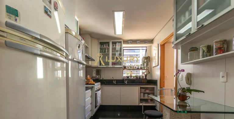 Imagem Imóvel com 4 Quartos à Venda, 147 m² em Funcionários - Belo Horizonte