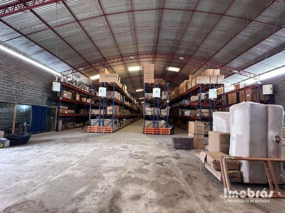 Galpão para Alugar, 1.930 m² em Tabapuá - Caucaia