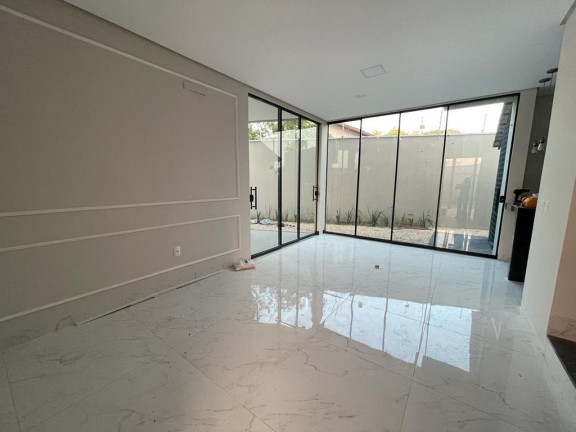 Imagem Sobrado com 3 Quartos à Venda,  em Plano Diretor Sul - Palmas