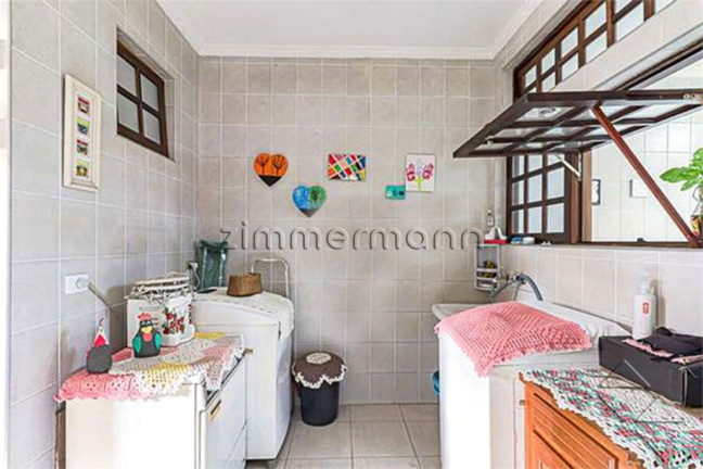 Imagem Casa com 3 Quartos à Venda, 200 m² em Alto De Pinheiros - São Paulo Imagem Casa com 3 Quartos à Venda, 200 m² em Alto De Pinheiros - São Paulo