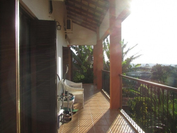 Imagem Casa com 3 Quartos à Venda, 350 m² em Jardim Indaia - Embu Das Artes Imagem Casa com 3 Quartos à Venda, 350 m² em Jardim Indaia - Embu Das Artes