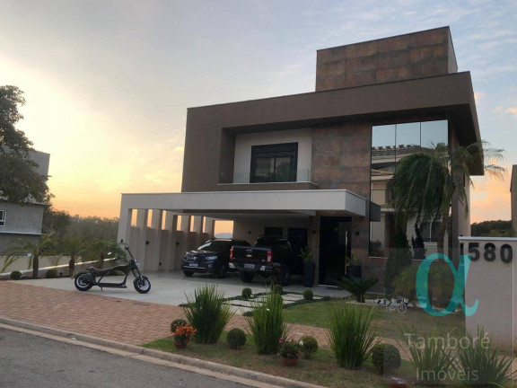 Casa com 3 Quartos à Venda, 378 m² em Alphaville - Santana De Parnaíba