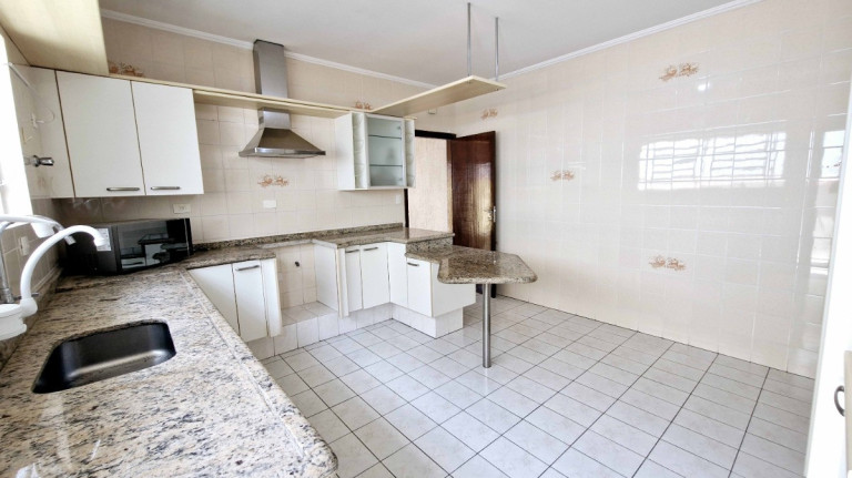 Imagem Casa com 4 Quartos à Venda, 172 m² em Vila Santa Terezinha (zona Norte) - São Paulo Imagem Casa com 4 Quartos à Venda, 172 m² em Vila Santa Terezinha (zona Norte) - São Paulo