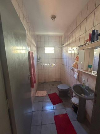 Imagem Casa com 3 Quartos à Venda, 250 m²