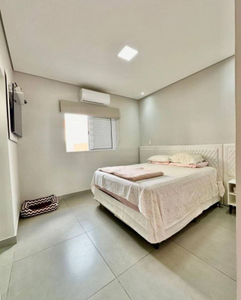 Imagem Casa de Condomínio com 3 Quartos à Venda, 130 m² em Portal Dos Pinheiros Ii - Itapetininga Imagem Casa de Condomínio com 3 Quartos à Venda, 130 m² em Portal Dos Pinheiros Ii - Itapetininga