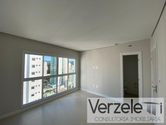 Imagem Apartamento com 4 Quartos à Venda, 160 m² em Pioneiros - Balneário Camboriú Imagem Apartamento com 4 Quartos à Venda, 160 m² em Pioneiros - Balneário Camboriú