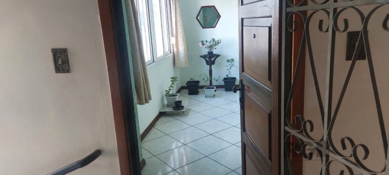 Imagem Apartamento com 2 Quartos à Venda, 95 m² em Centro Histórico - Porto Alegre