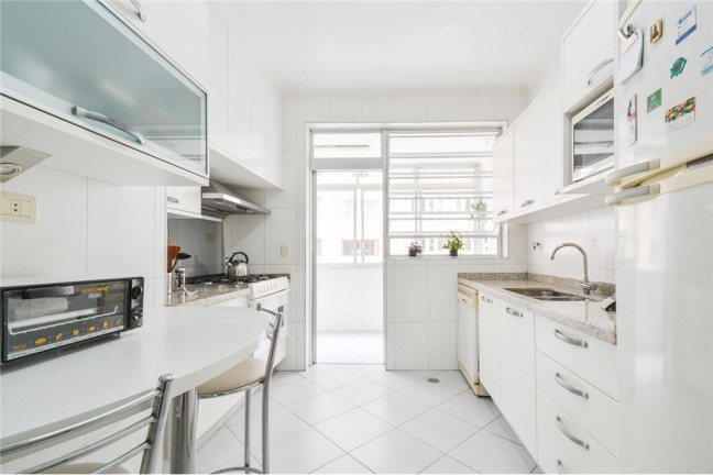 Imagem Apartamento com 3 Quartos à Venda, 145 m² em Itaim Bibi - São Paulo