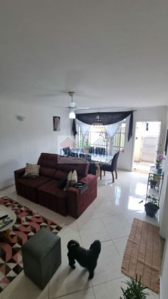 Imagem Casa com 3 Quartos à Venda, 131 m² em Vila Cascatinha - São Vicente Imagem Casa com 3 Quartos à Venda, 131 m² em Vila Cascatinha - São Vicente