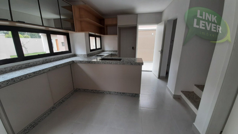 Imagem Casa de Condomínio com 3 Quartos à Venda, 81 m² em Santa Cândida - Curitiba