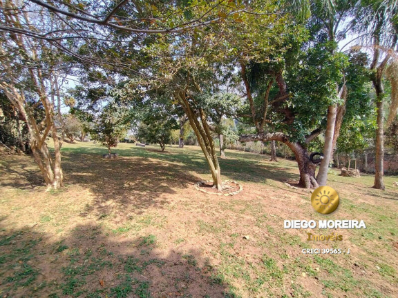Terreno à Venda, 1.350 m² em Mato Dentro - Mairiporã