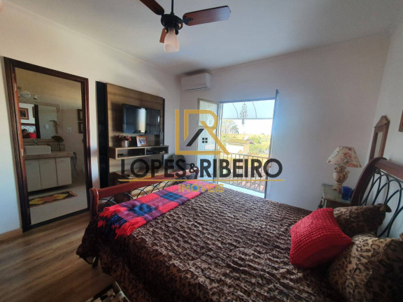 Imagem Casa com 3 Quartos à Venda, 270 m² em Jardim Paraíso - Botucatu