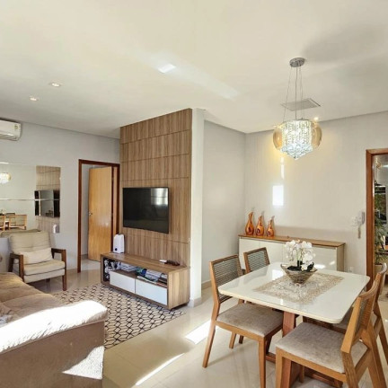 Imóvel com 
            	3             Quartos à Venda, 150 m² em 
            	Sitios Santa Luzia             - 
            	Aparecida De Goiania            