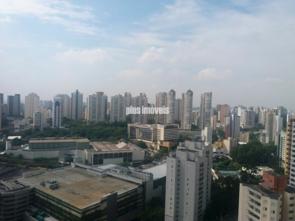 Apartamento com 2 Quartos à Venda, 67 m² em Morumbi - São Paulo
