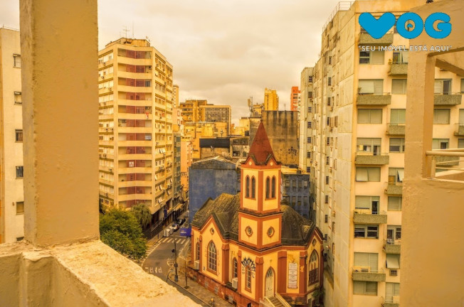 Imagem Imóvel com 1 Quarto à Venda, 38 m² em Centro Histórico - Porto Alegre Imagem Imóvel com 1 Quarto à Venda, 38 m² em Centro Histórico - Porto Alegre