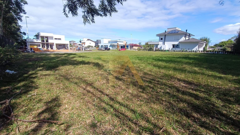 Imagem Terreno à Venda, em Araçatuba - Imbituba Imagem Terreno à Venda, em Araçatuba - Imbituba