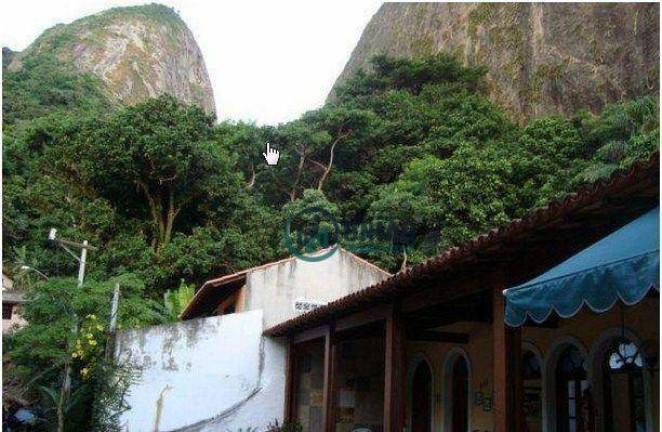 Imagem Casa com 3 Quartos à Venda, 370 m² em Itacoatiara - Niterói