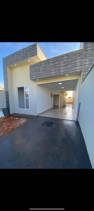 Imagem Casa com 3 Quartos à Venda, 85 m² em Goiânia Imagem Casa com 3 Quartos à Venda, 85 m² em Goiânia