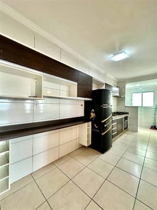 Imagem Apartamento com 2 Quartos à Venda, 70 m² em Mirim - Praia Grande