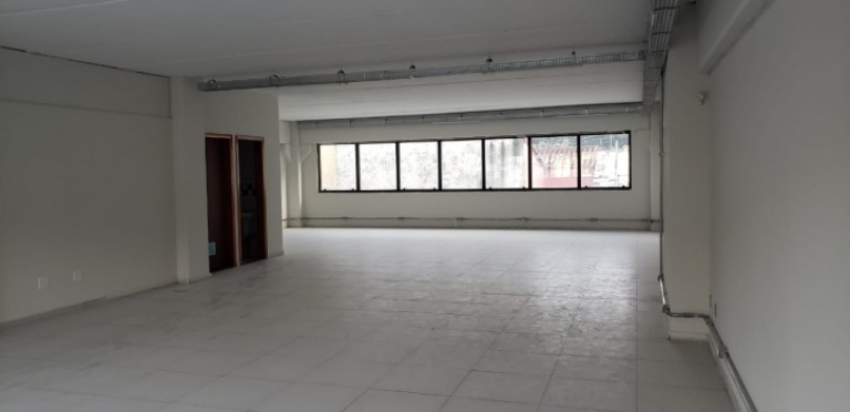 Imóvel Comercial para Alugar, 700 m² em Vila São João - Barueri