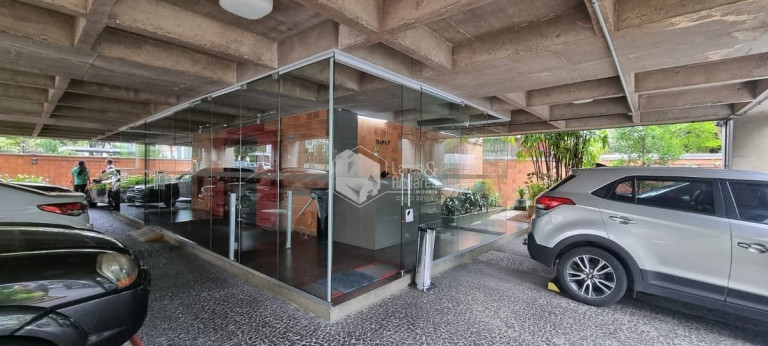 Foto do imóvel Sala Comercial à Venda, 100 m² em Jardim Paulista - São Paulo Foto do imóvel Sala Comercial à Venda, 100 m² em Jardim Paulista - São Paulo
