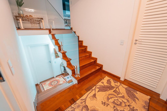 Imagem Casa com 4 Quartos à Venda, 500 m² em Alphaville - Santana De Parnaíba Imagem Casa com 4 Quartos à Venda, 500 m² em Alphaville - Santana De Parnaíba