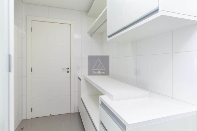 Imagem Apartamento com 3 Quartos à Venda, 176 m² em Cabral - Curitiba Imagem Apartamento com 3 Quartos à Venda, 176 m² em Cabral - Curitiba