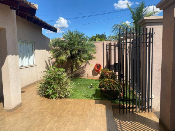 Imagem Casa com 3 Quartos à Venda, 300 m² em Jardim Santa Fé - Ourinhos Imagem Casa com 3 Quartos à Venda, 300 m² em Jardim Santa Fé - Ourinhos