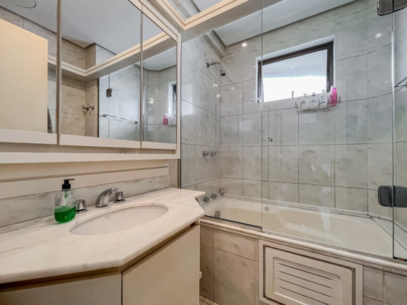 Imagem Apartamento com 3 Quartos à Venda, 121 m² em Bela Vista - Porto Alegre