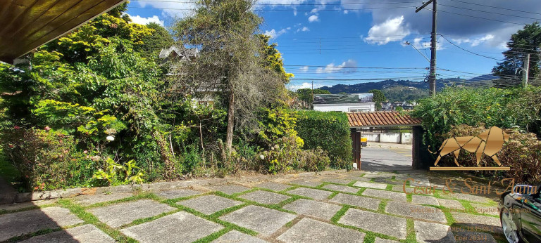 Imagem Casa com 6 Quartos à Venda, 1.300 m² em Alto Do Capivari - Campos Do Jordão