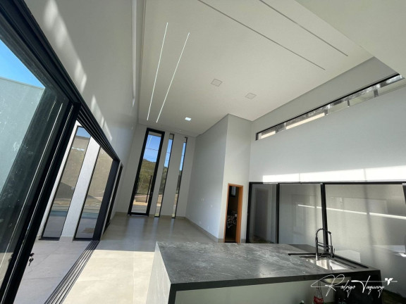 Imagem Casa de Condomínio com 3 Quartos à Venda, 152 m² em Jardins Barcelona - Senador Canedo