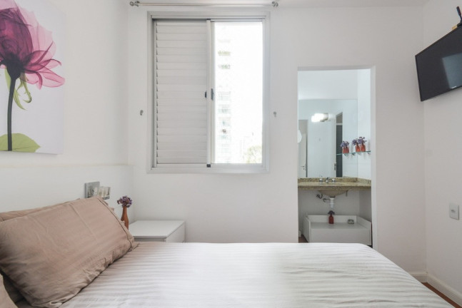 Imagem Imóvel com 2 Quartos à Venda, 70 m² em Indianópolis - São Paulo Imagem Imóvel com 2 Quartos à Venda, 70 m² em Indianópolis - São Paulo