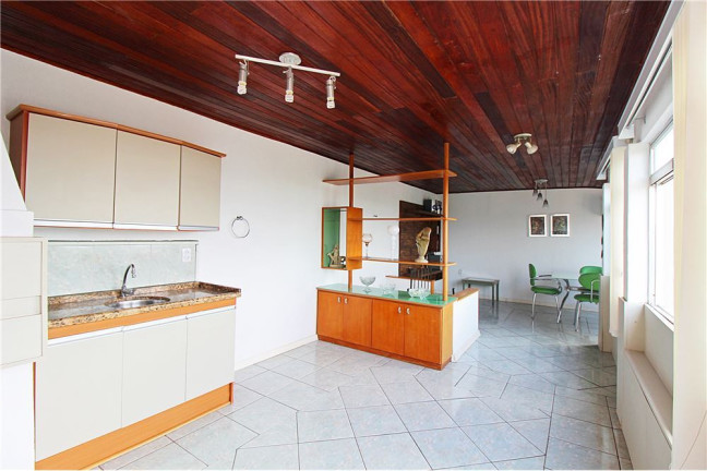 Imagem Imóvel com 1 Quarto à Venda,  em São João - Porto Alegre