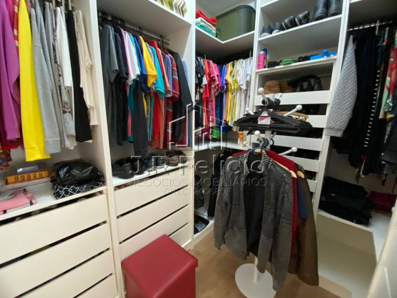 Imagem Casa com 3 Quartos à Venda, 250 m² em Indaiatuba Imagem Casa com 3 Quartos à Venda, 250 m² em Indaiatuba
