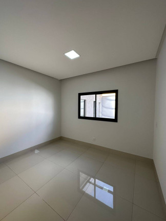 Imagem Casa com 3 Quartos à Venda, 169 m² em Residencial Recanto Do Bosque - Goiânia Imagem Casa com 3 Quartos à Venda, 169 m² em Residencial Recanto Do Bosque - Goiânia