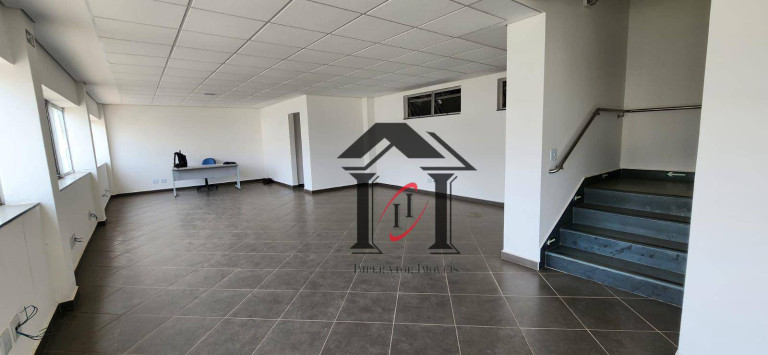 Sala Comercial para Alugar, 331 m² em Distrito Industrial Alfredo Relo - Itatiba