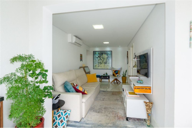 Imagem Imóvel com 1 Quarto à Venda,  em Vila Alexandria - São Paulo