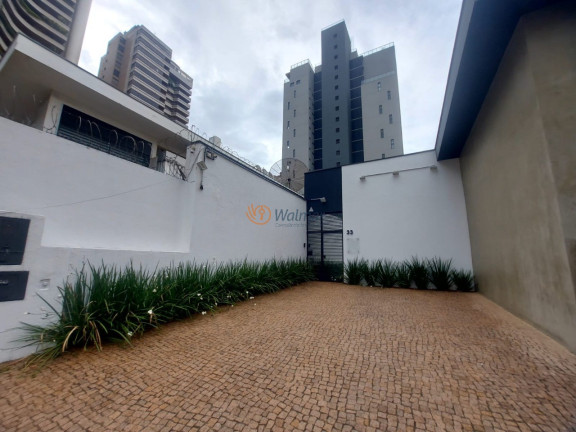 Imóvel com 3 Quartos para Alugar, 228 m² em Cambuí - Campinas