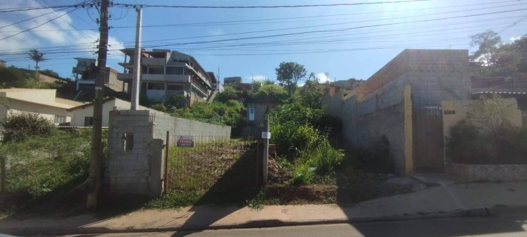 Terreno à Venda, 300 m² em Jardim Paraíso Do Tanque - Atibaia