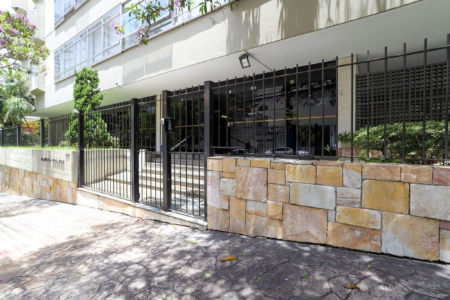 Imagem Imóvel com 3 Quartos à Venda, 232 m² em Jardim América - São Paulo