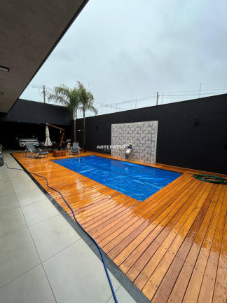 Sobrado com 3 Quartos à Venda, 300 m²